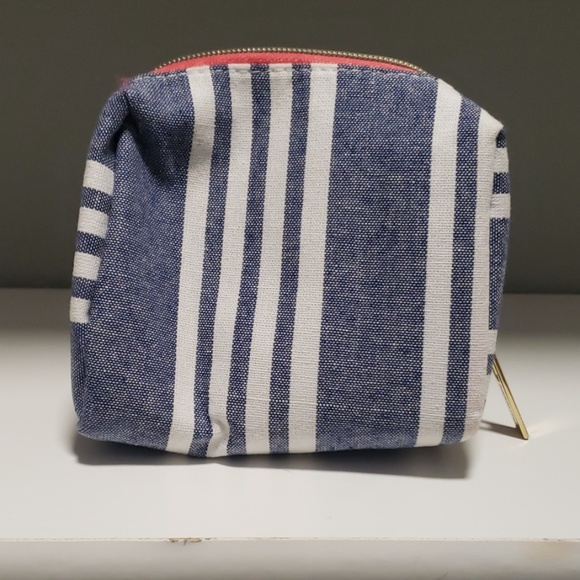 Tartan and Twine Small Cosmetic Bag - Picture 4 of 4